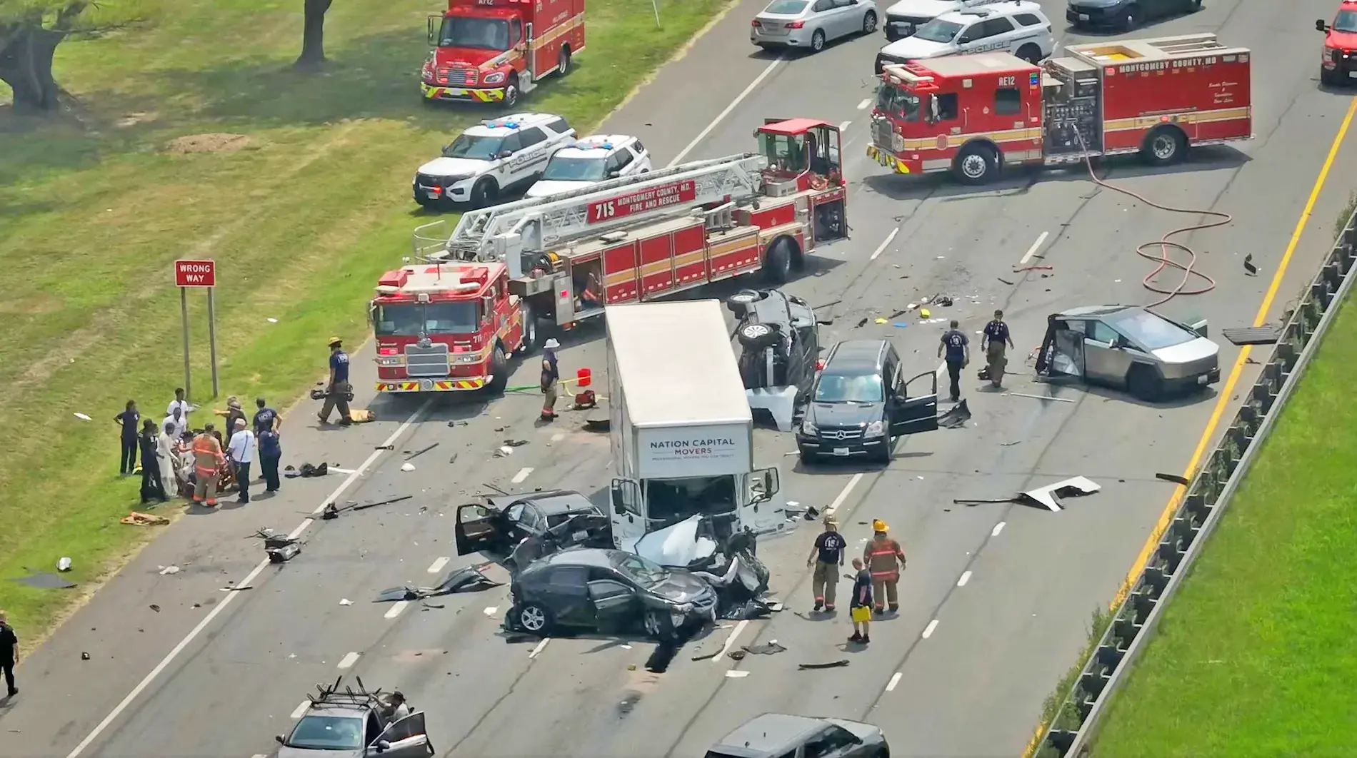 Tesla Cybertruck Accident:  Cybertruck Split In Half! 123819-107c25d209aa4d19eb0f8e61f86c9c3c (1)