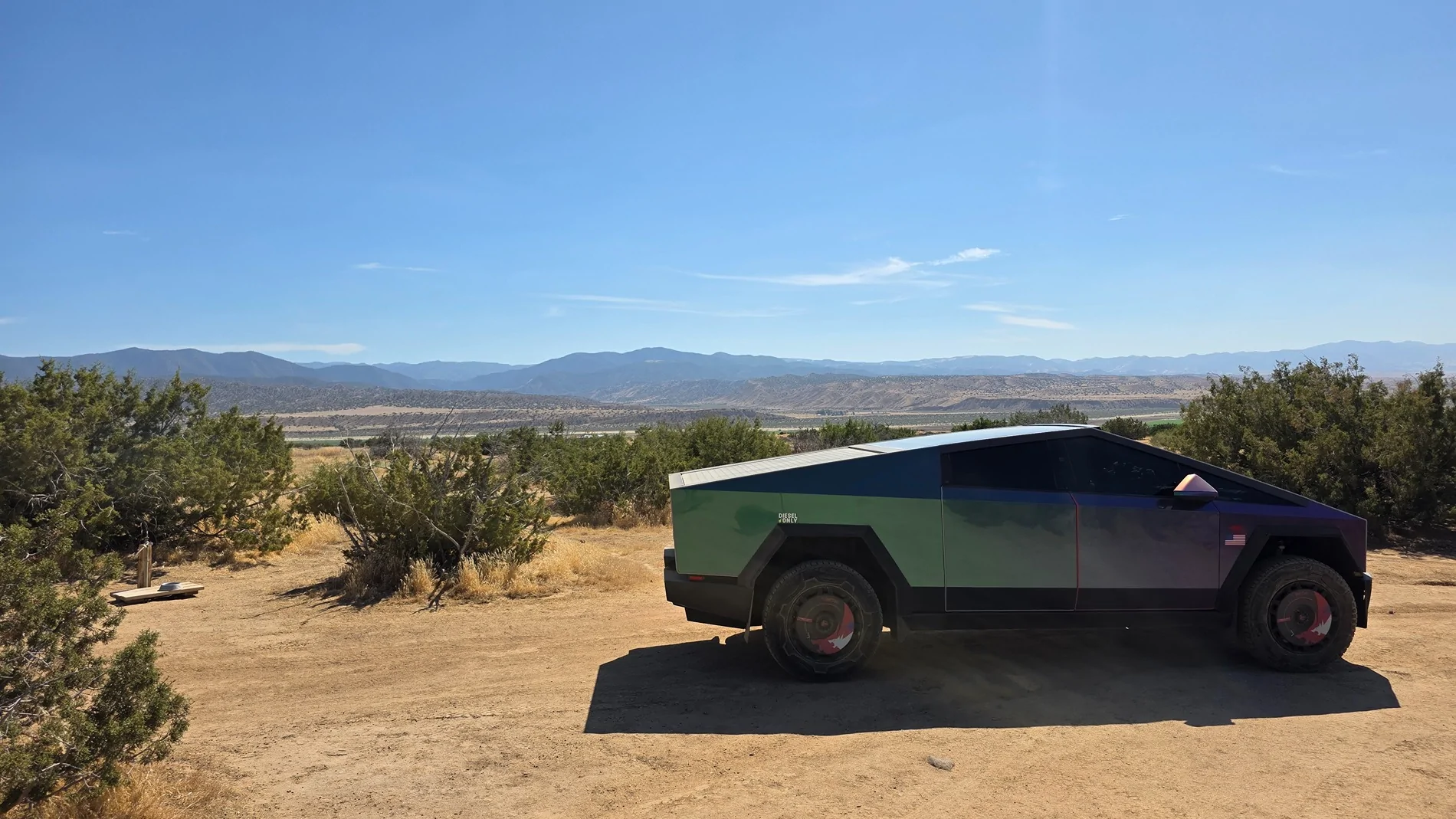 Tesla Cybertruck Daily random Cybertruck photos thread - Post Yours! 📸 🤳 20260718_160732