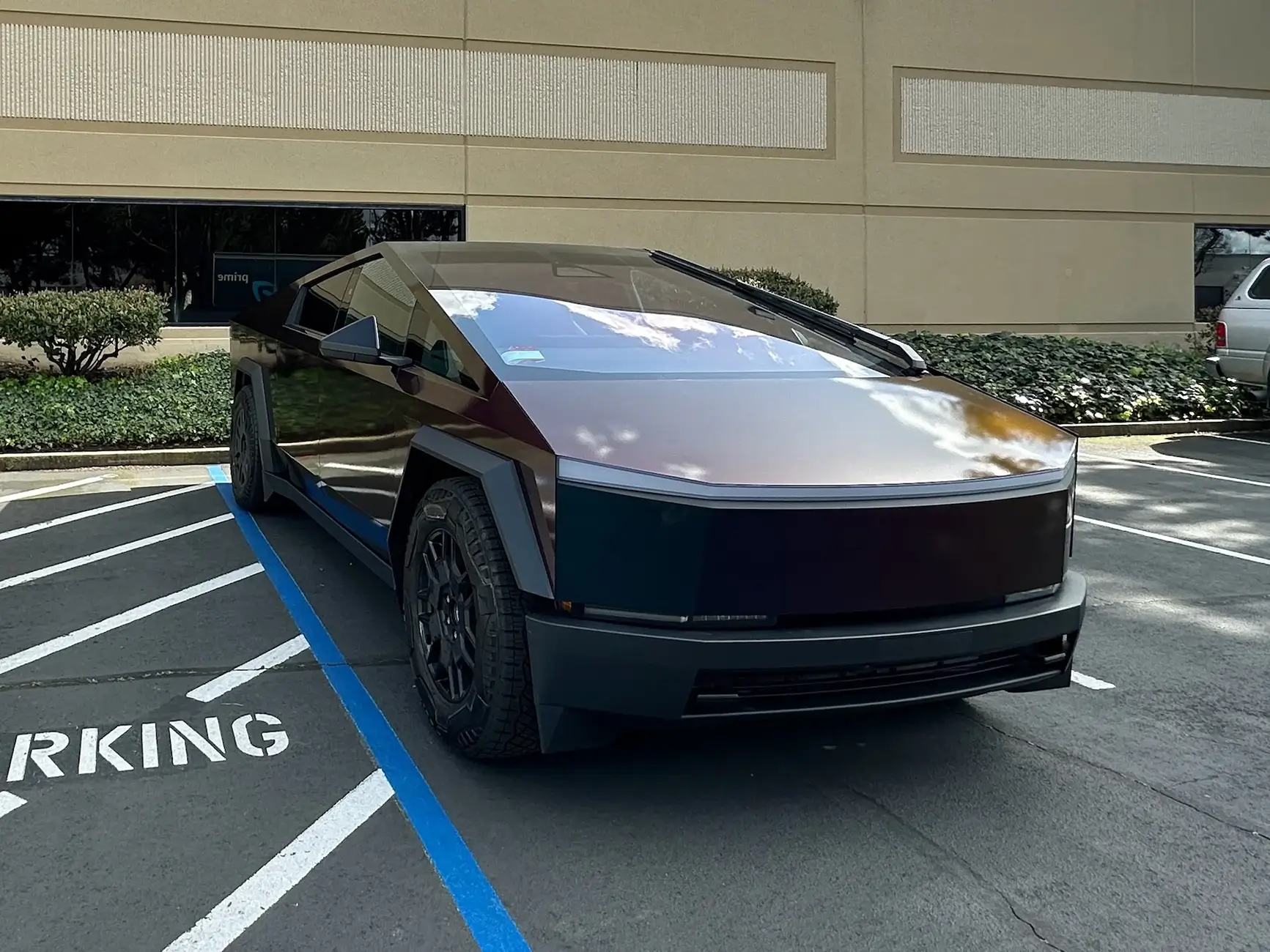 Tesla Cybertruck $59k Base Dual-Motor AWD Cybertruck Begin Delivery! IMG_9196