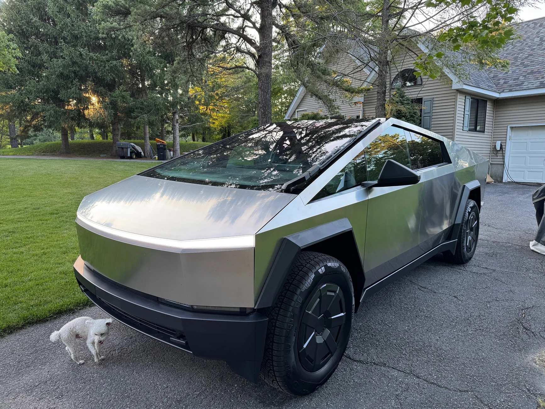 Tesla Cybertruck Has anyone RECEIVED a 2026 Cybertruck? IMG_9624