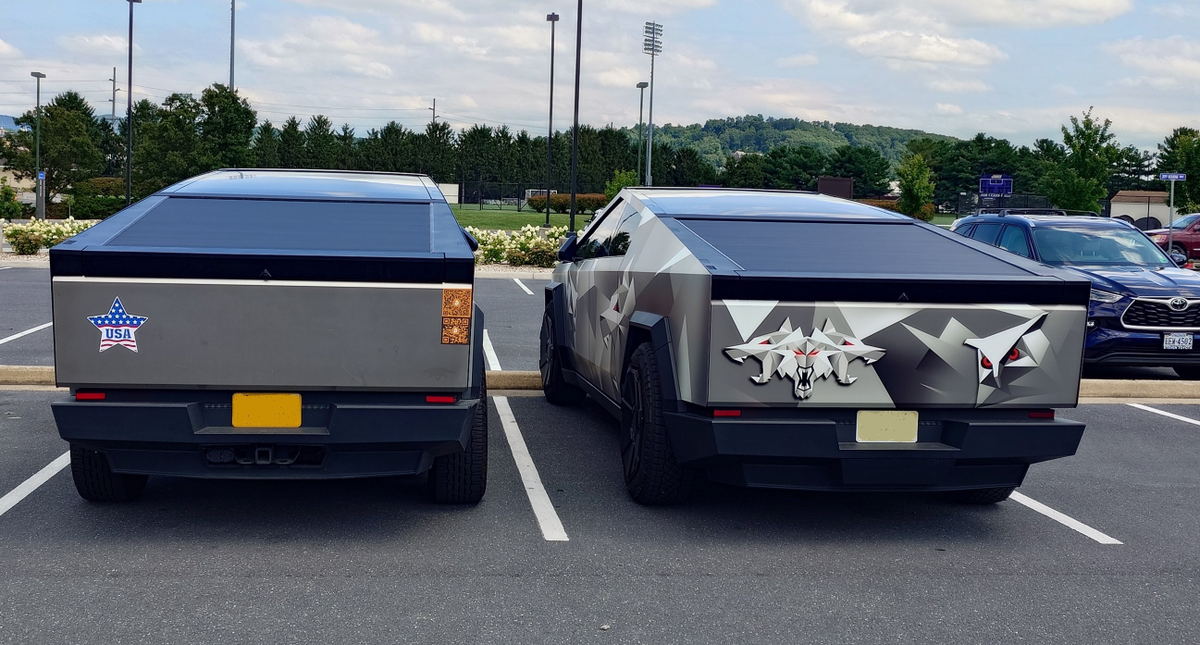 Tesla Cybertruck Daily random Cybertruck photos thread - Post Yours! 📸 🤳 HN9g-JMXgAAsm1q?format=