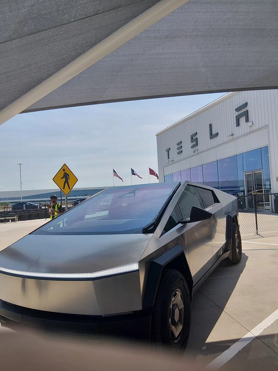 Tesla Cybertruck $59k Base Dual-Motor AWD Cybertruck Begin Delivery! WattsonDelivery