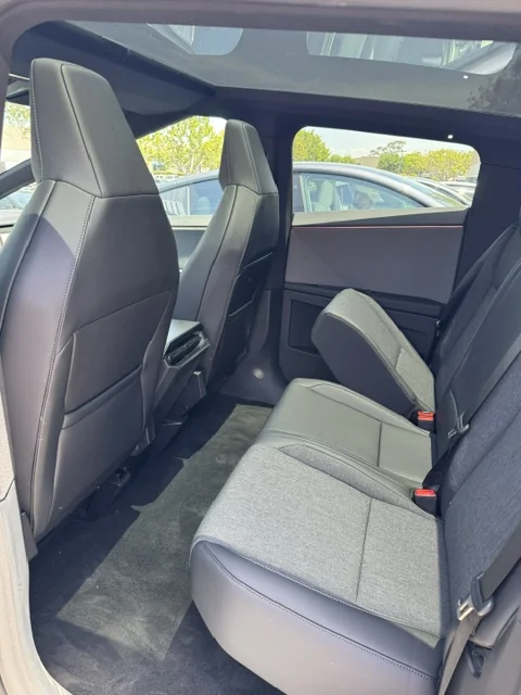Tesla Cybertruck Dual AWD Cybertruck ($59K) Demo drive review & photos IMG_2555