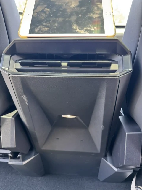 Tesla Cybertruck Dual AWD Cybertruck ($59K) Demo drive review & photos IMG_2537