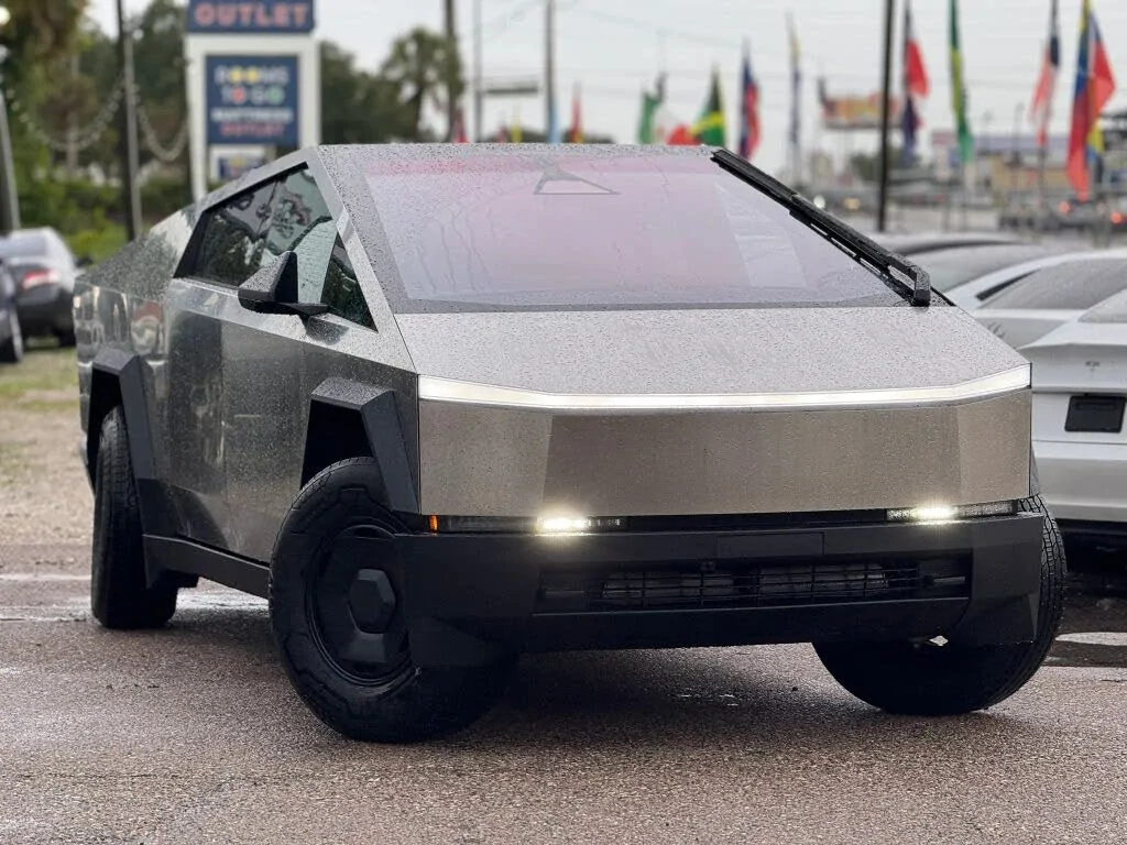 Tesla Cybertruck $59k Base Dual-Motor AWD Cybertruck Begin Delivery! 1785151897149-q9