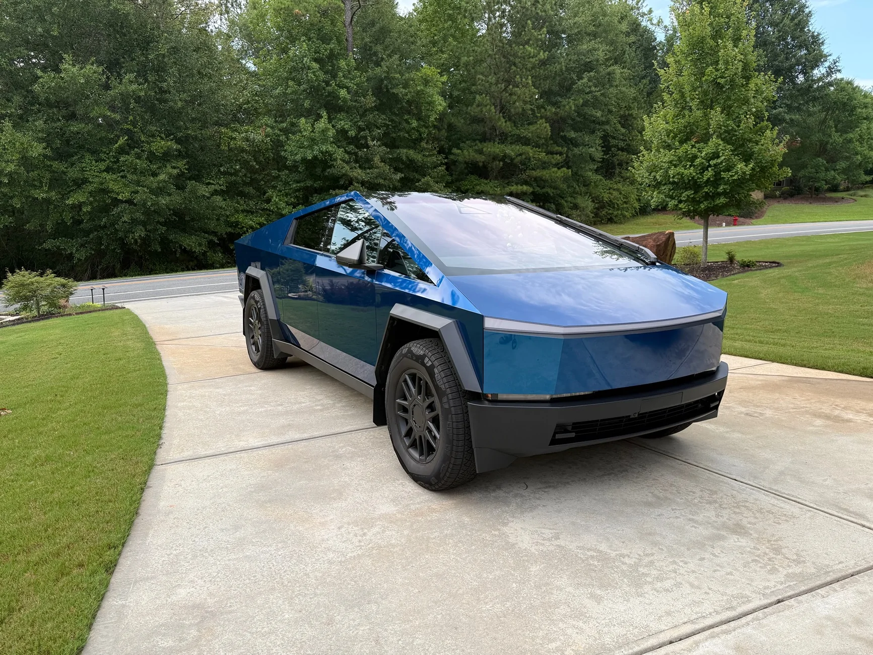 Tesla Cybertruck BLUE / BLURPLE / PURPLE Vinyl Wrap & PPF Cybertruck -- Photos & Videos IMG_7654
