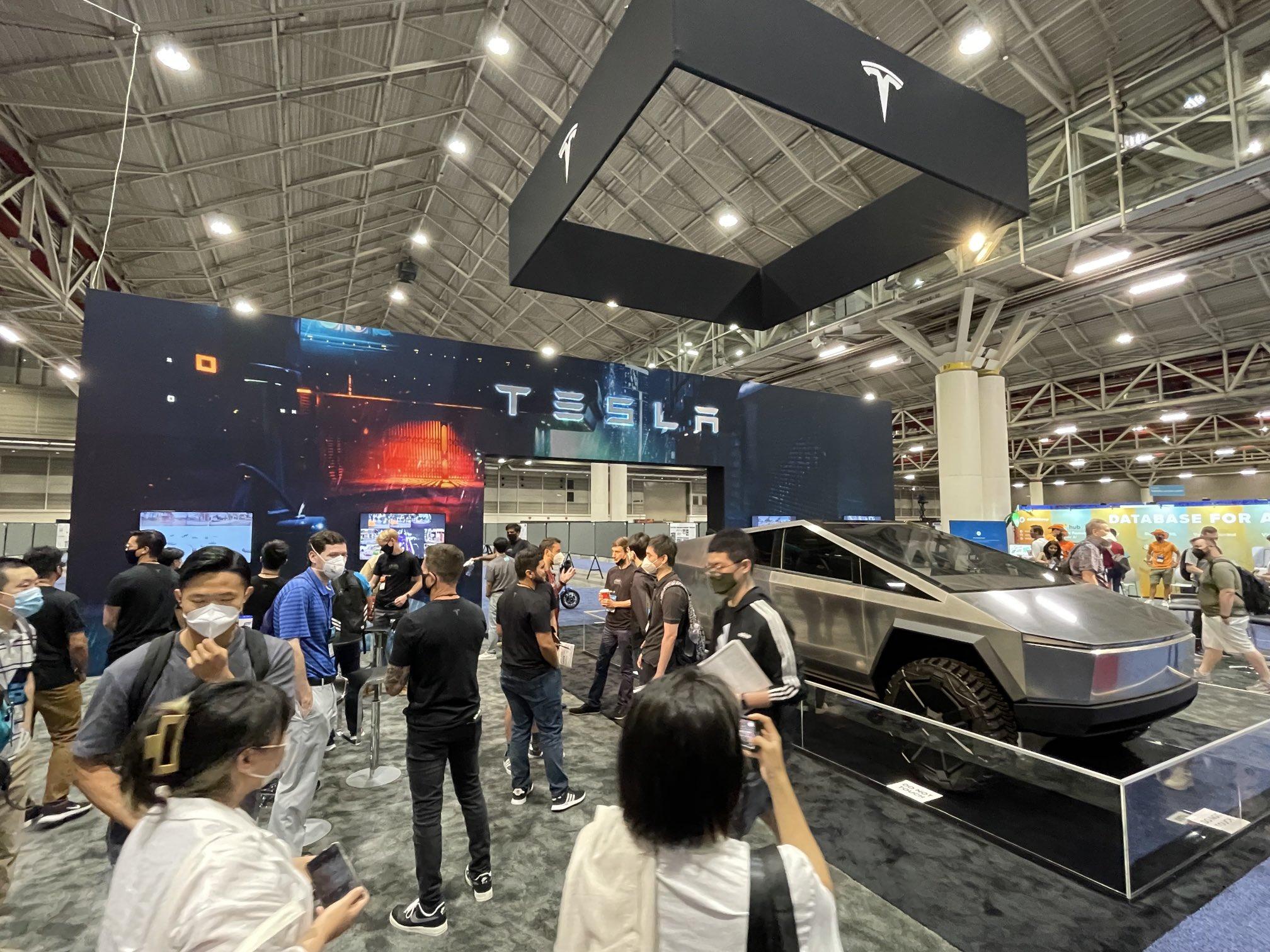 Tesla Cybertruck Cybertruck joins the Tesla autopilot team at CVRP Conference FVySDTMWIAEUGQr (1)