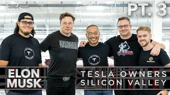 Tesla Cybertruck Gas SUV Catches Fire After Crashing Into Tesla Model 3 In China u5w_VkAx6tc-HD