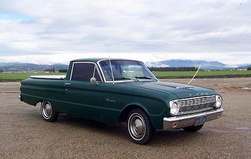 Tesla Cybertruck Vault cover always open in photos ranchero