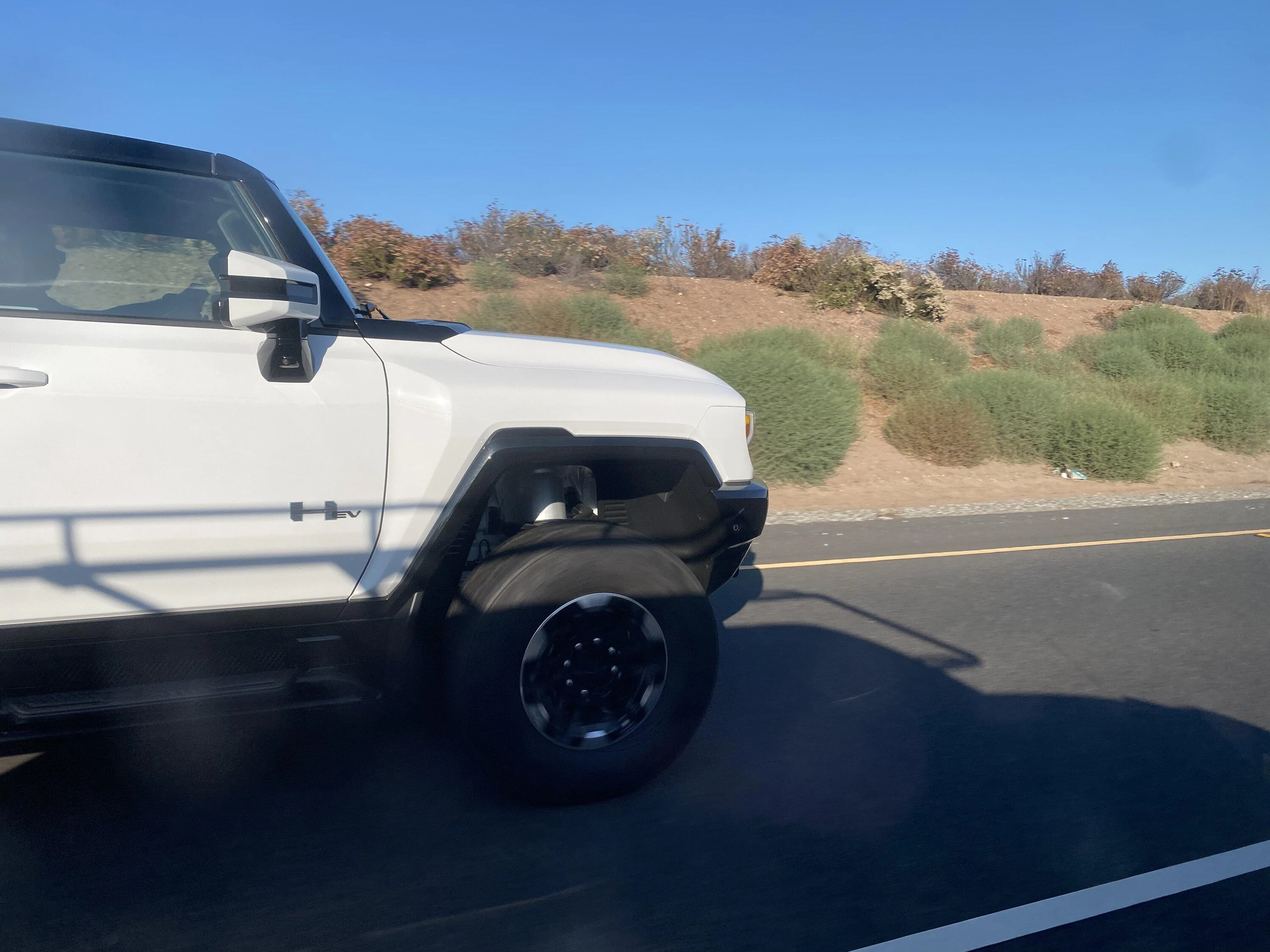 Tesla Cybertruck Humm along with me D9BA664D-0FA8-4340-BFC1-832F11A08C84