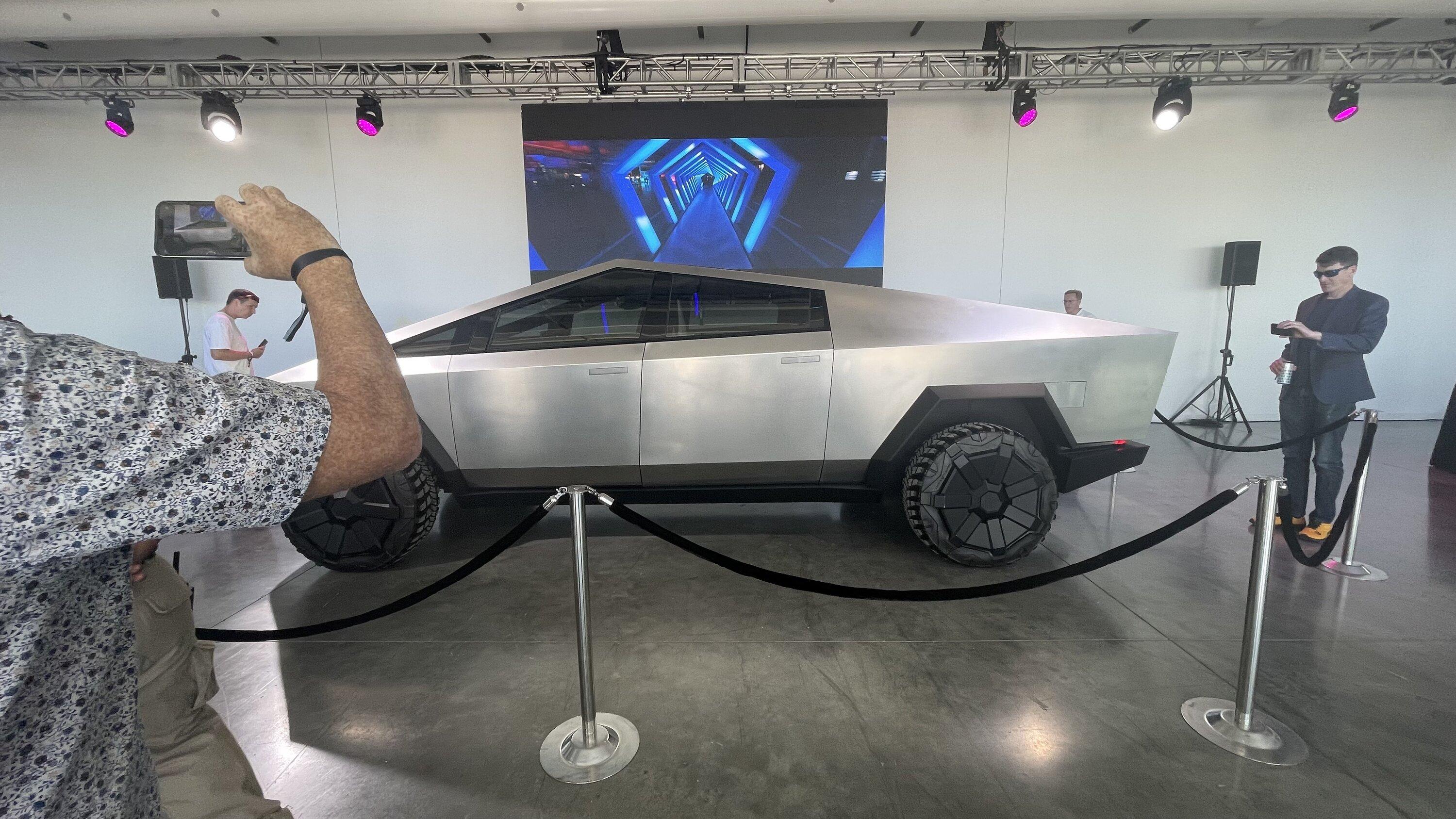 Tesla Cybertruck Photos of Cybertruck at 2022 Shareholder Meeting (Cyber Roundup) IMG-7599