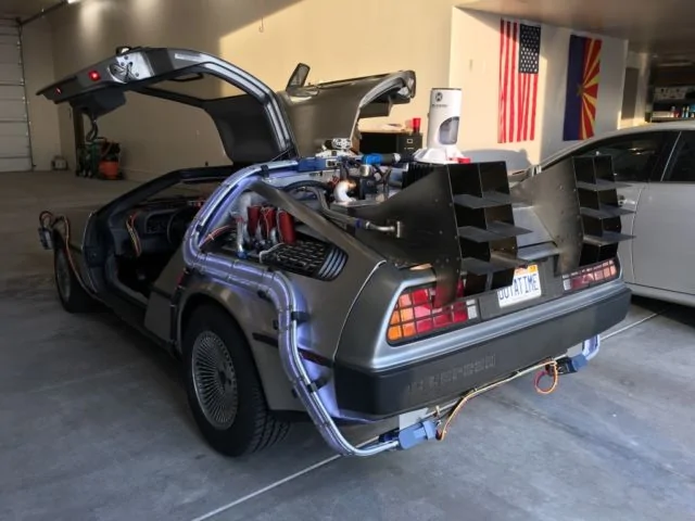 Tesla Cybertruck . tonium-mr-fusion-version-fog-machine-all-options-1