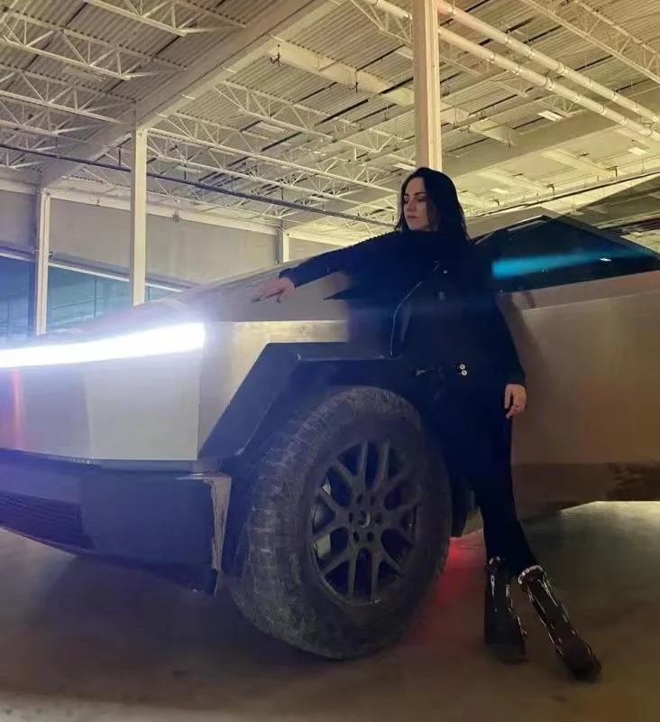Tesla Cybertruck Tester Cybertruck Prototype Spotted on a Tow Truck! 1661646730462