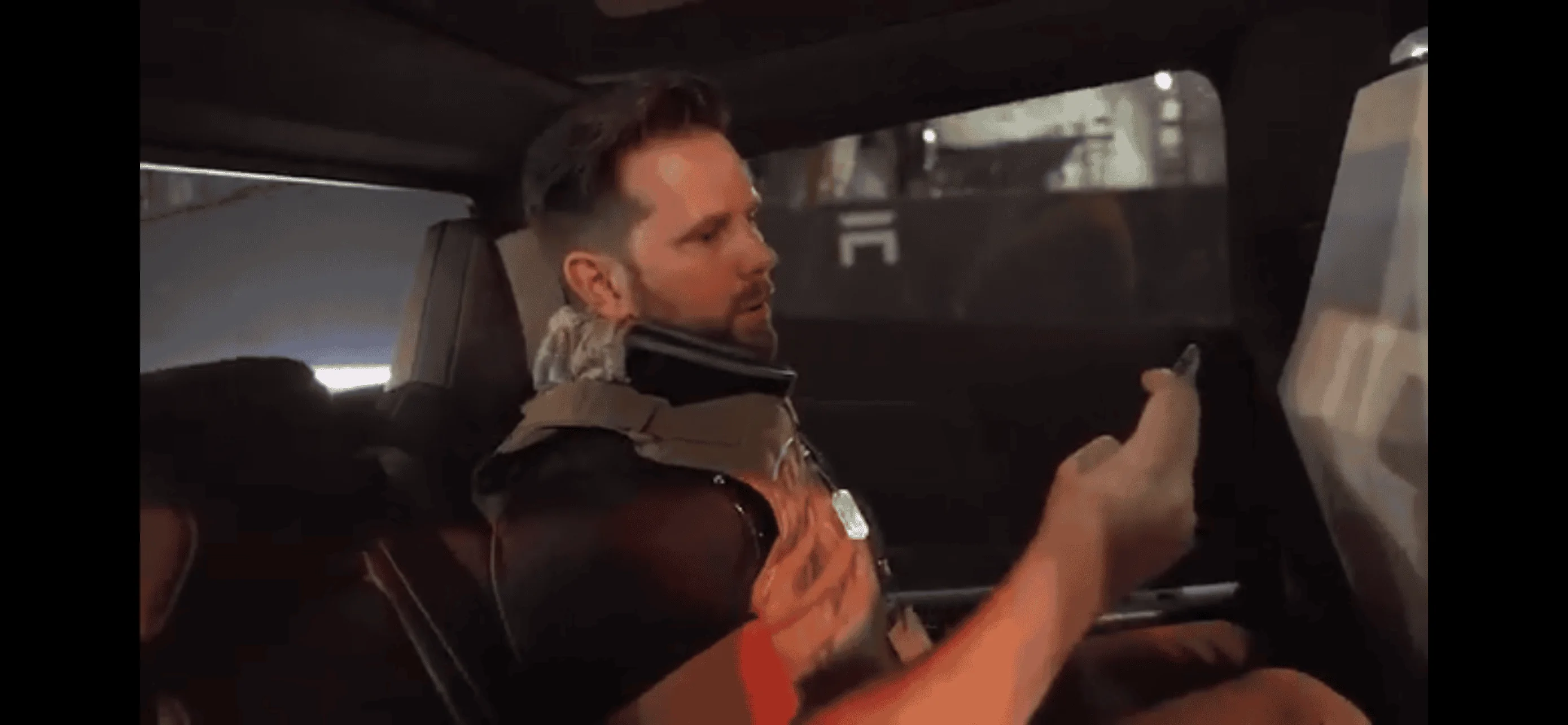 Tesla Cybertruck Bed length revisited 96E9B5AE-6E5D-4DE4-B647-D068AE57B4F2