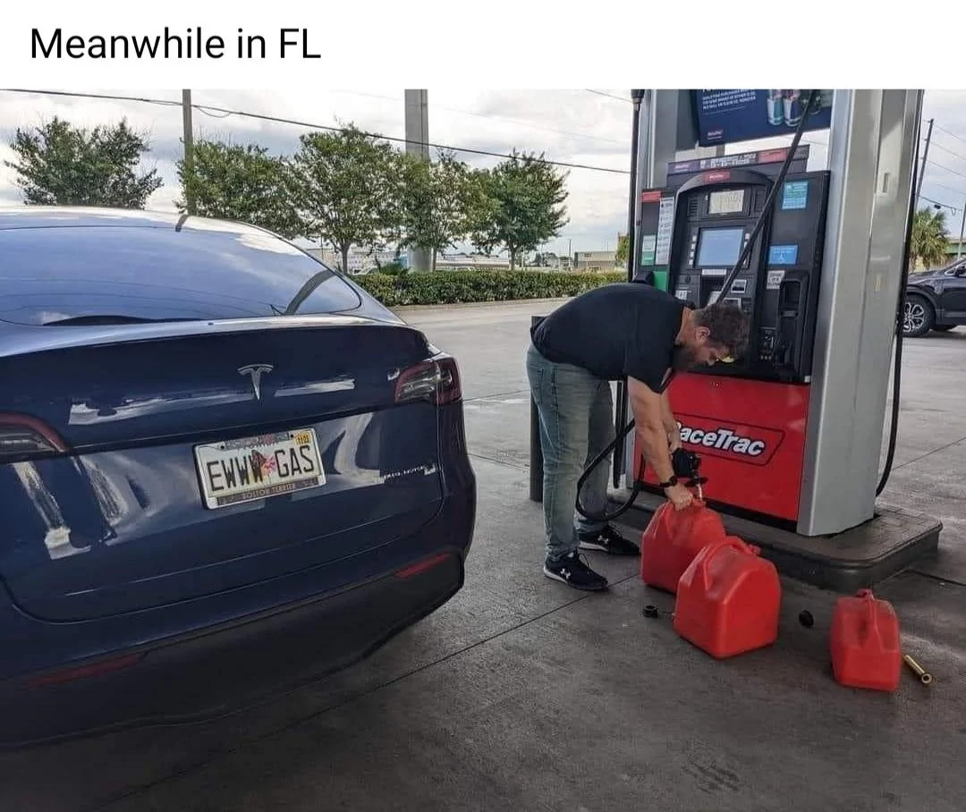 Tesla Cybertruck Anti-EV idiocy Screenshot_20220927-161015_Facebook
