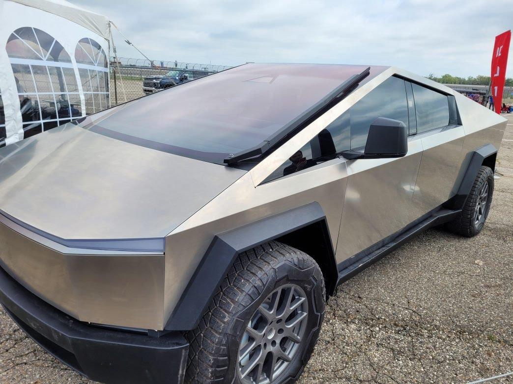 Tesla Cybertruck Tesla Semi To Begin Deliveries Dec 1st! Pepsi is First Customer. tesla-cybertruck-michigan-formula-sae-1044x783.jpe