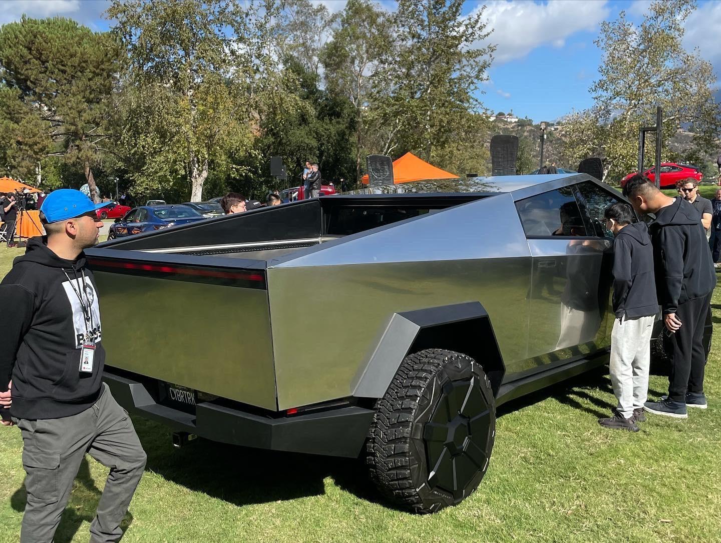 Tesla Cybertruck Original Cybertruck concept shows up at designer Franz von Holzhausen's alma mater [10/26/22] 55xdudisftv91