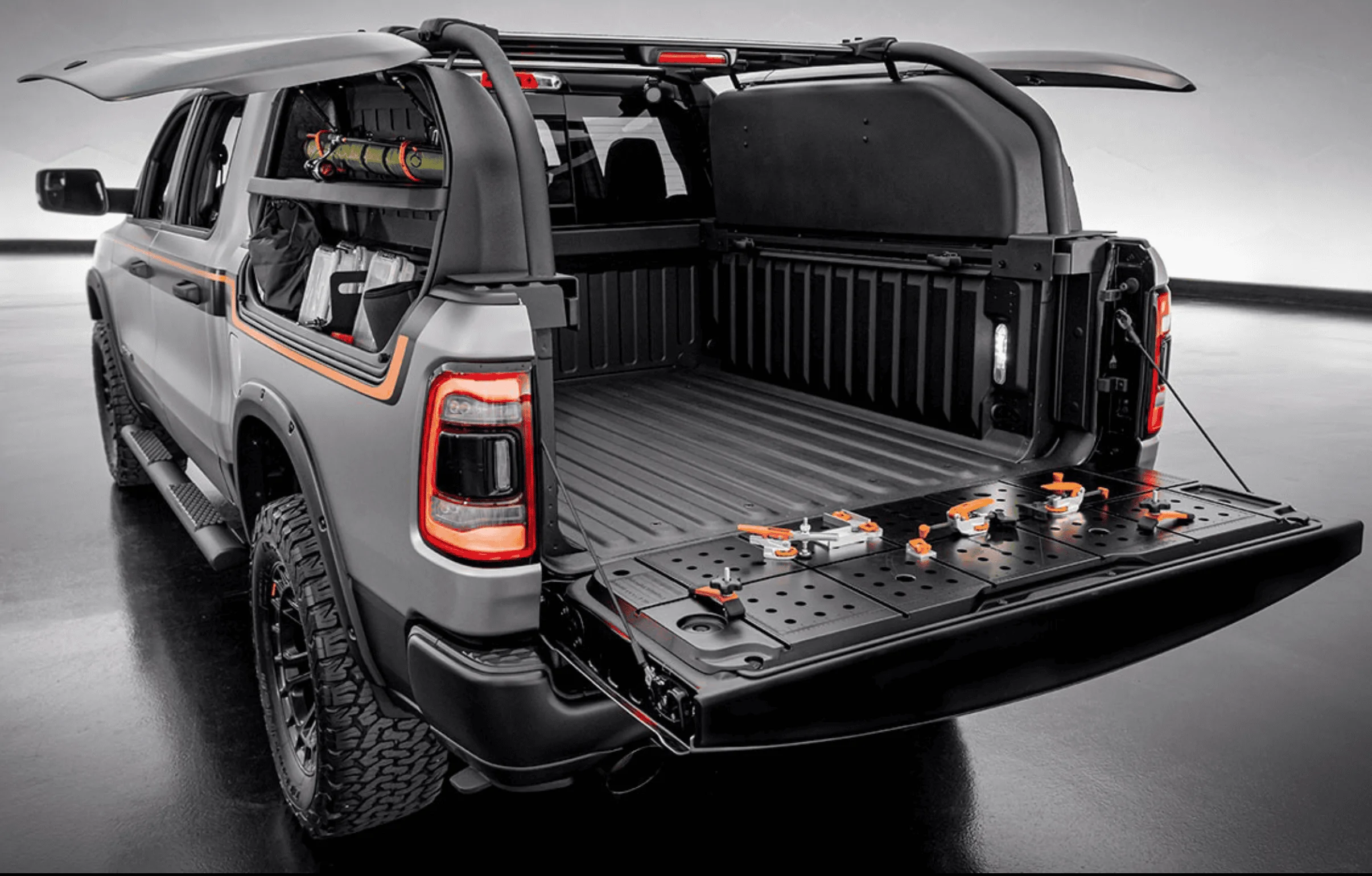 Tesla Cybertruck Something cool from Ram (sorta sail pillar storage) 1667329115807