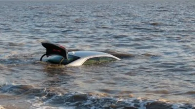 Tesla Cybertruck Tesla Found half submerged in Ocean mage128523_header?fm=jpg&fit=fill&w=400&h=225&q=80