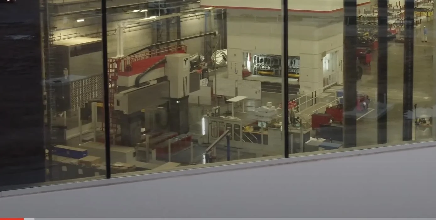 Tesla Cybertruck Steel Break Machine Set Up @ Giga Texas??! 👀 1668292237867
