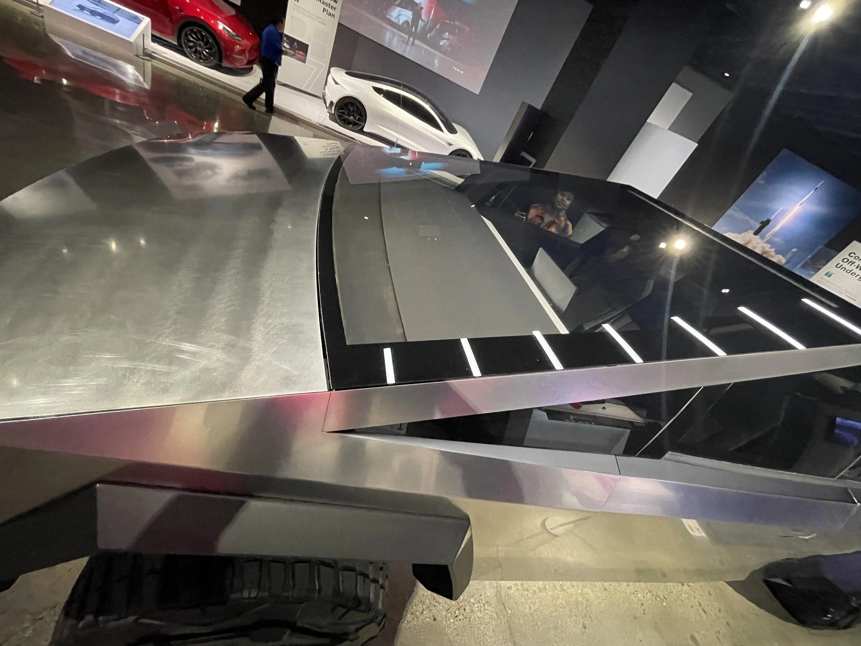 Tesla Cybertruck A look at Cybertruck & Cyberquad inside Tesla’s Peterson Museum Exhibit C30651BD-6EBD-494B-9AEA-E462AC4A2EE2