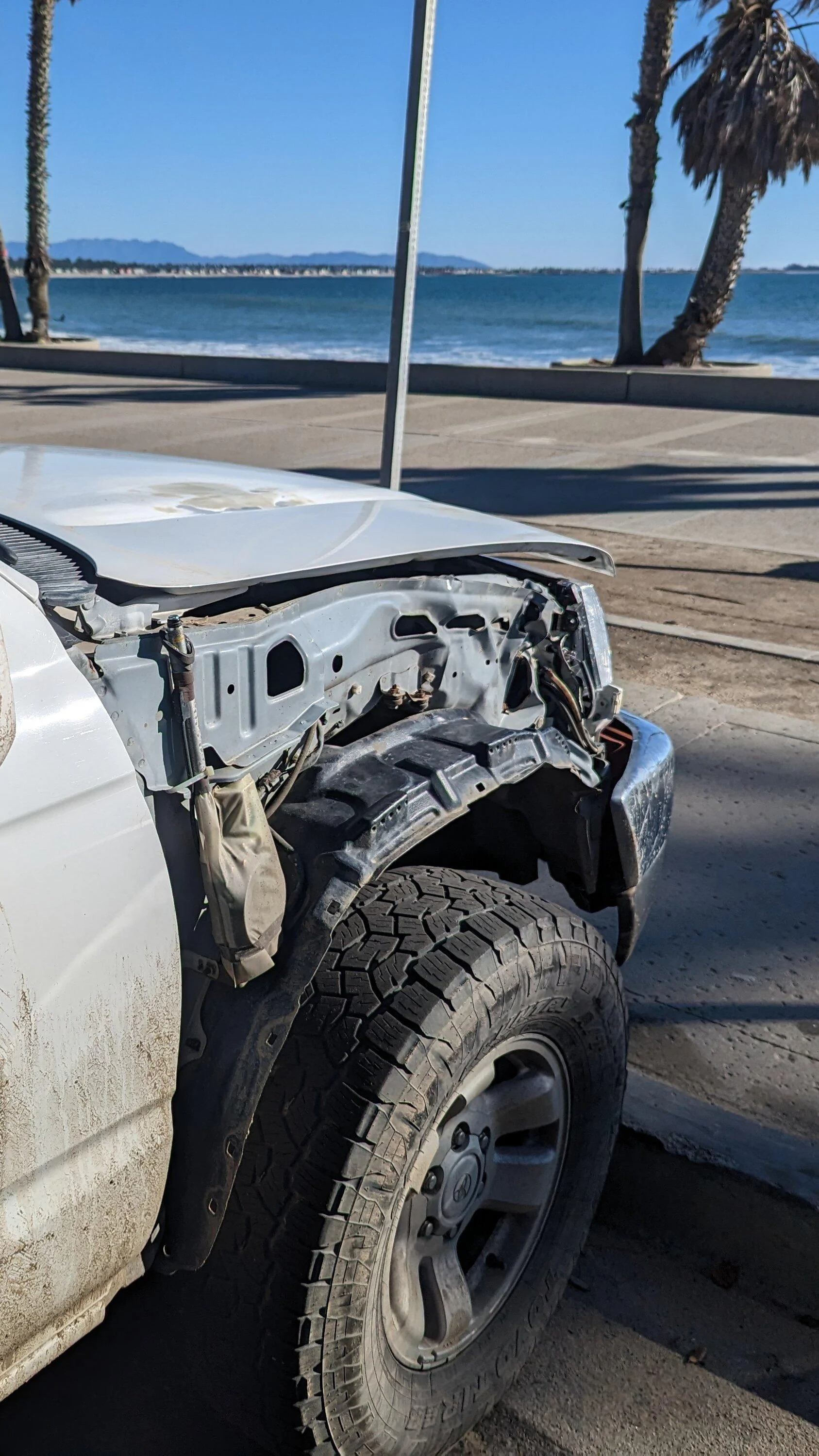 Tesla Cybertruck Cybertruck Body Prototype Casting spied uncovered!! 😲 PXL_20221213_214349761~2
