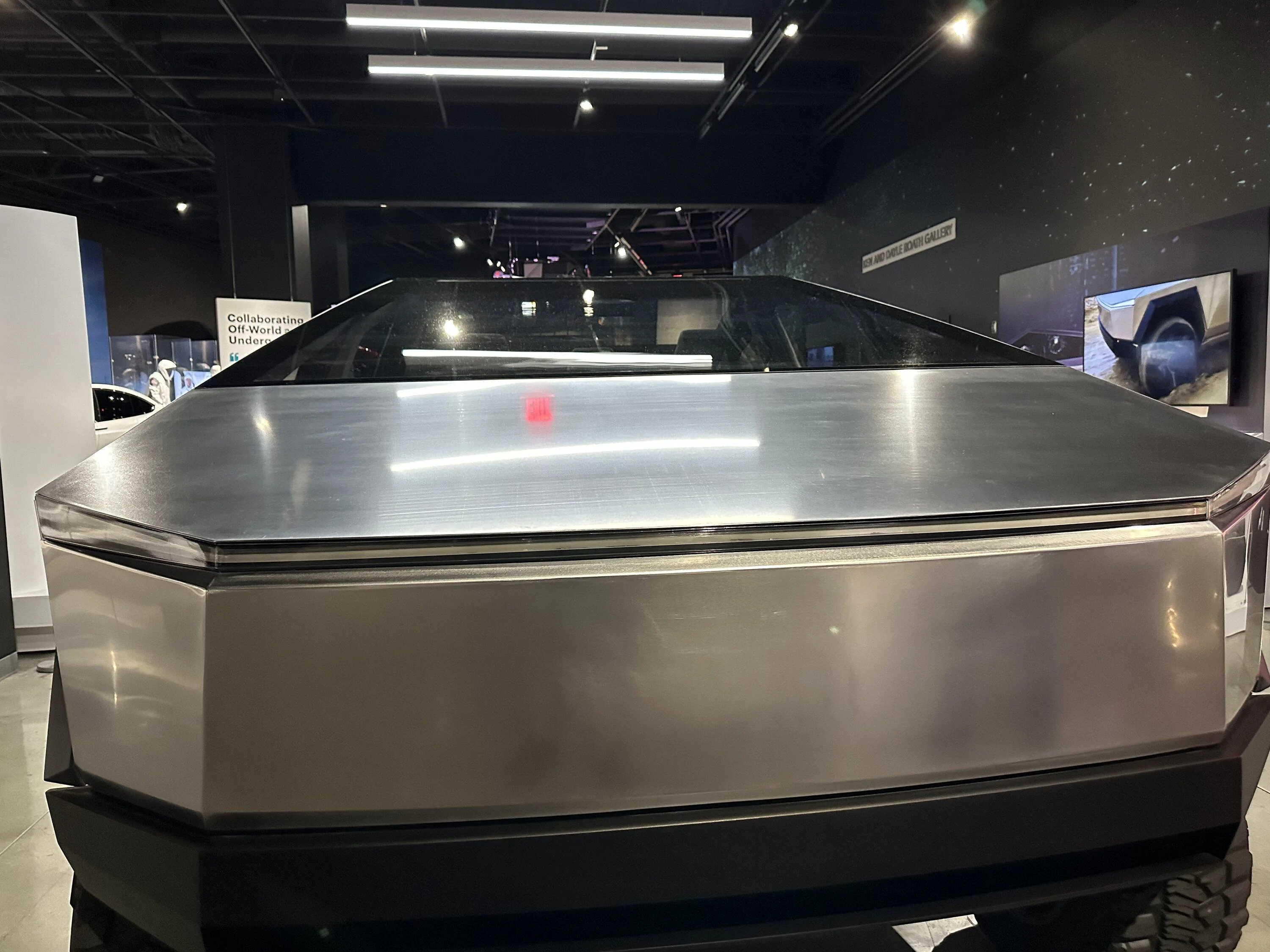Tesla Cybertruck Cybertruck Body Prototype Casting spied uncovered!! 😲 4392E201-EAC6-418F-9296-28FA33028515
