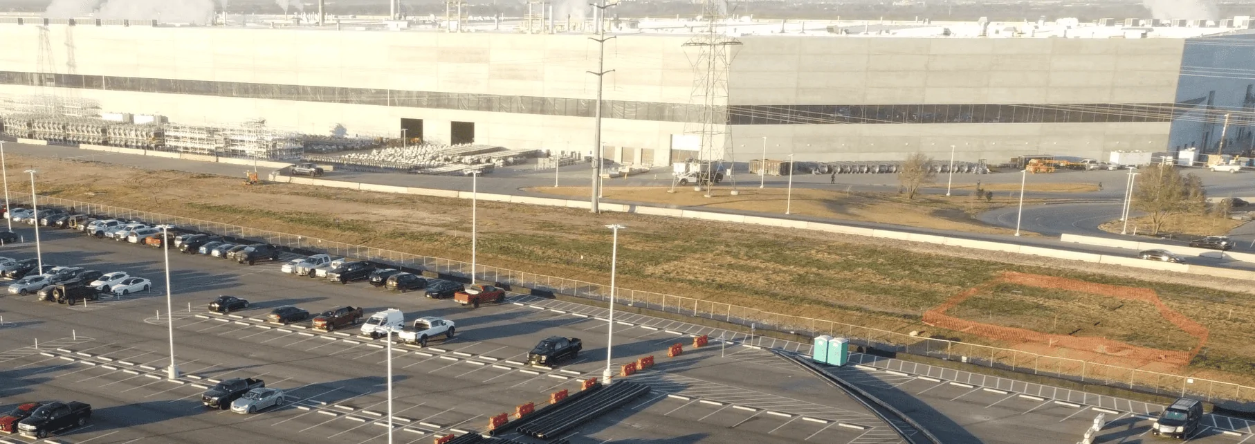 Tesla Cybertruck IDRA 9000T Giga Press Already Almost Fully Assembled in Giga Texas! 1674500566024