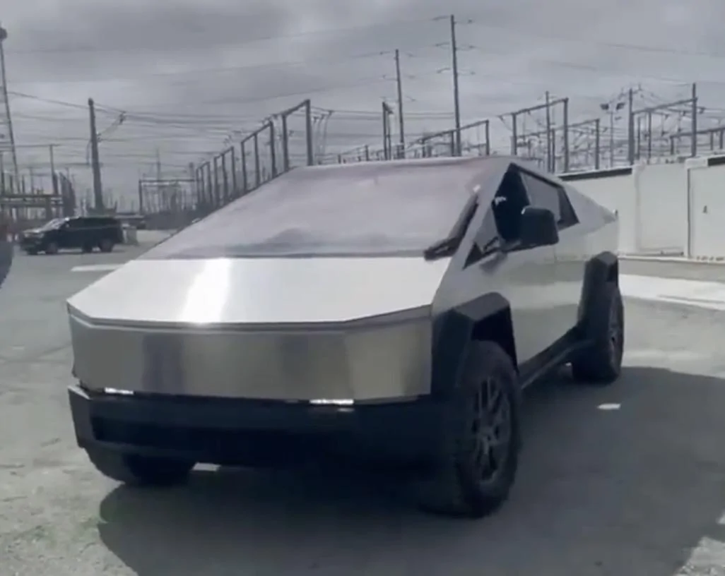 Tesla Cybertruck The upcoming 2024 Cybertruck styling was brilliant Screenshot 2023-01-28 at 4.17.05 PM