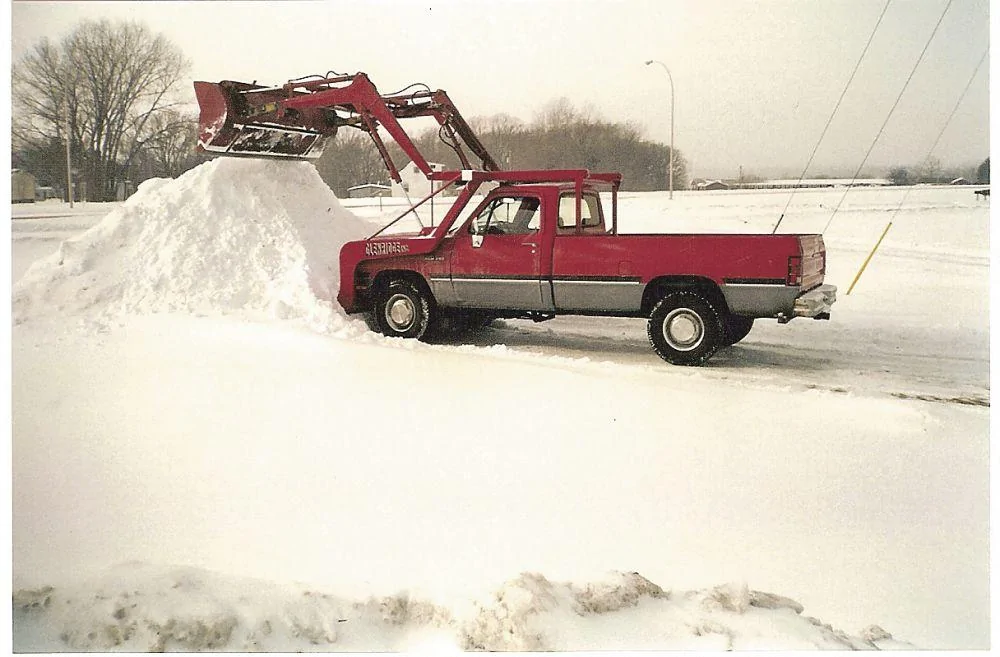 Tesla Cybertruck Why CyberTruck will be the BEST Truck for Plowing Snow 1675042740638