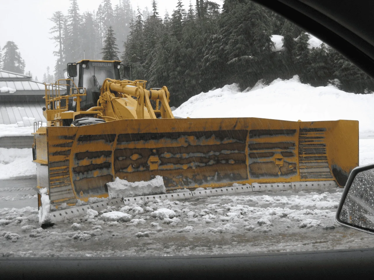 Tesla Cybertruck Why CyberTruck will be the BEST Truck for Plowing Snow 1675049103214