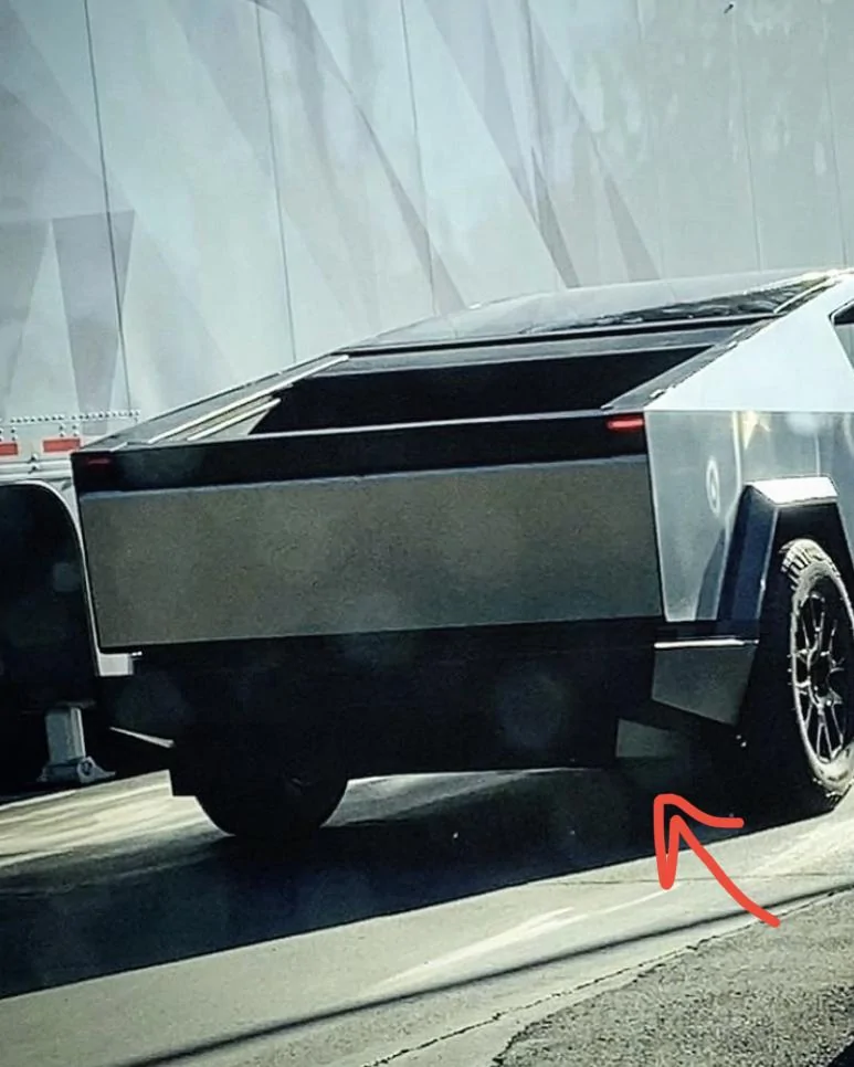 Tesla Cybertruck [Video Added!] Cybertruck spotted with new side mirror design! Musk confirms removable (Feb 1, 2023) 📸 F4B9D42B-22BB-4415-8328-9F7150E815C3