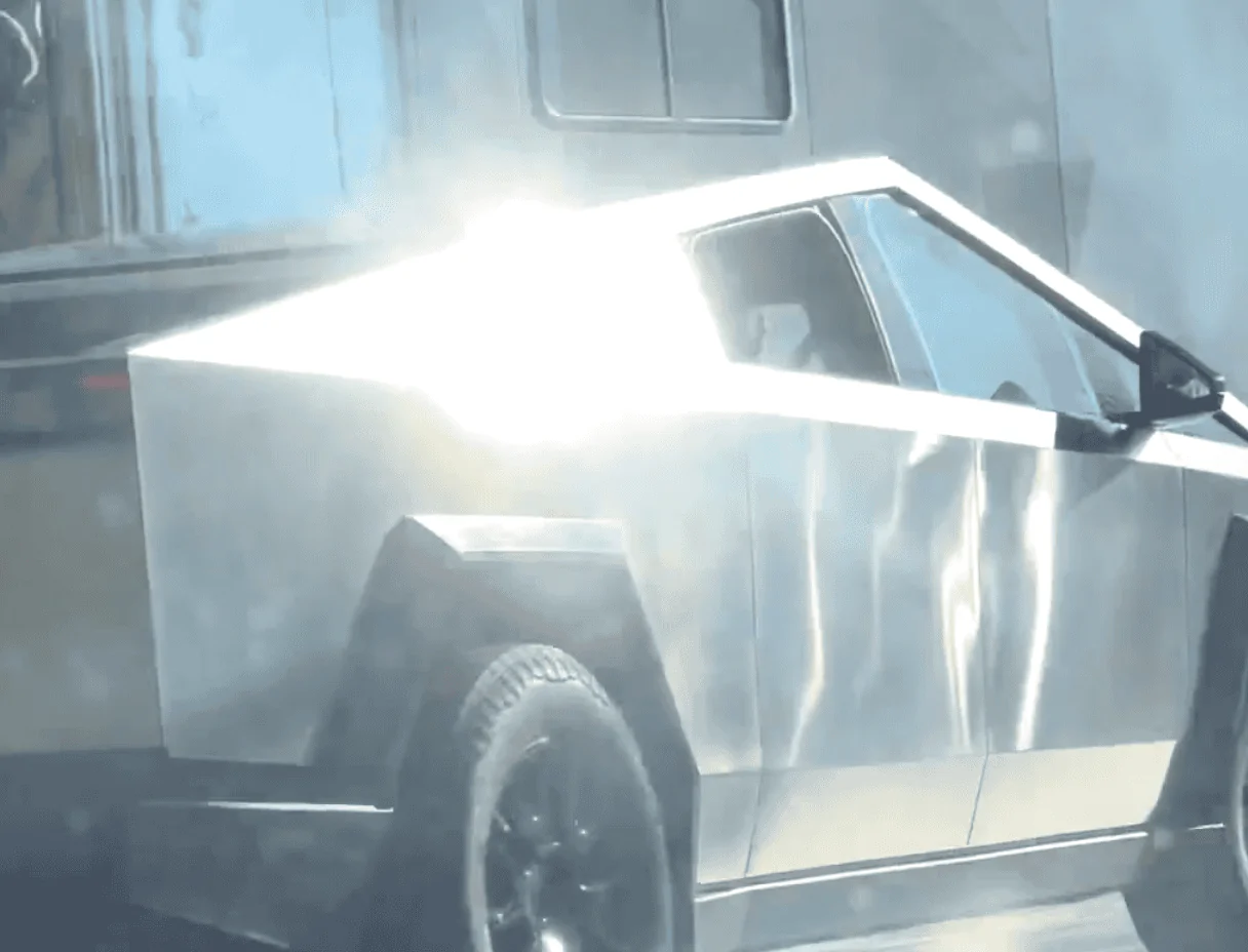 Tesla Cybertruck [Video Added!] Cybertruck spotted with new side mirror design! Musk confirms removable (Feb 1, 2023) 📸 1675374001056