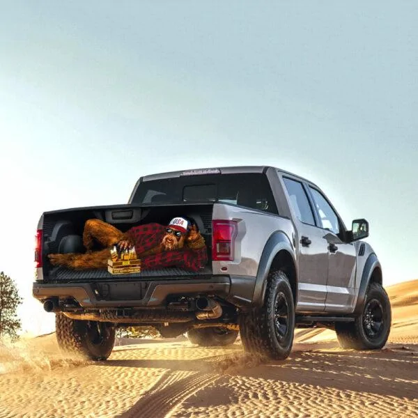 Tesla Cybertruck Tailgate looks dull without logo / design 49C223A2-626E-4B2D-87F5-23F5A1926A41