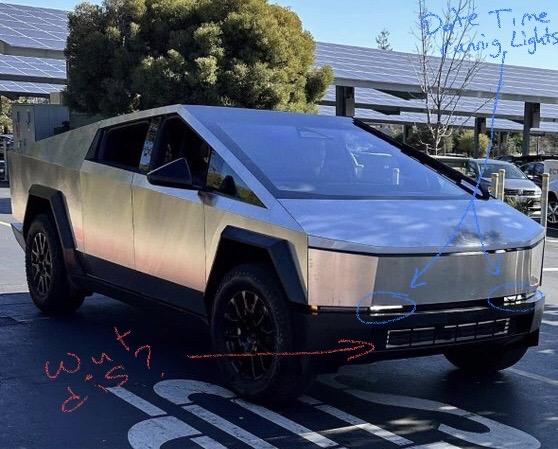 Tesla Cybertruck Cybertruck FULL FRONT VIEW! (2/9/23) 1675984984555