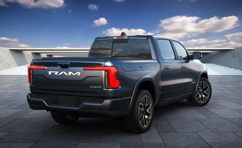 1500-rev-rear-three-quarters-1676164929.jpg?crop=0.jpg