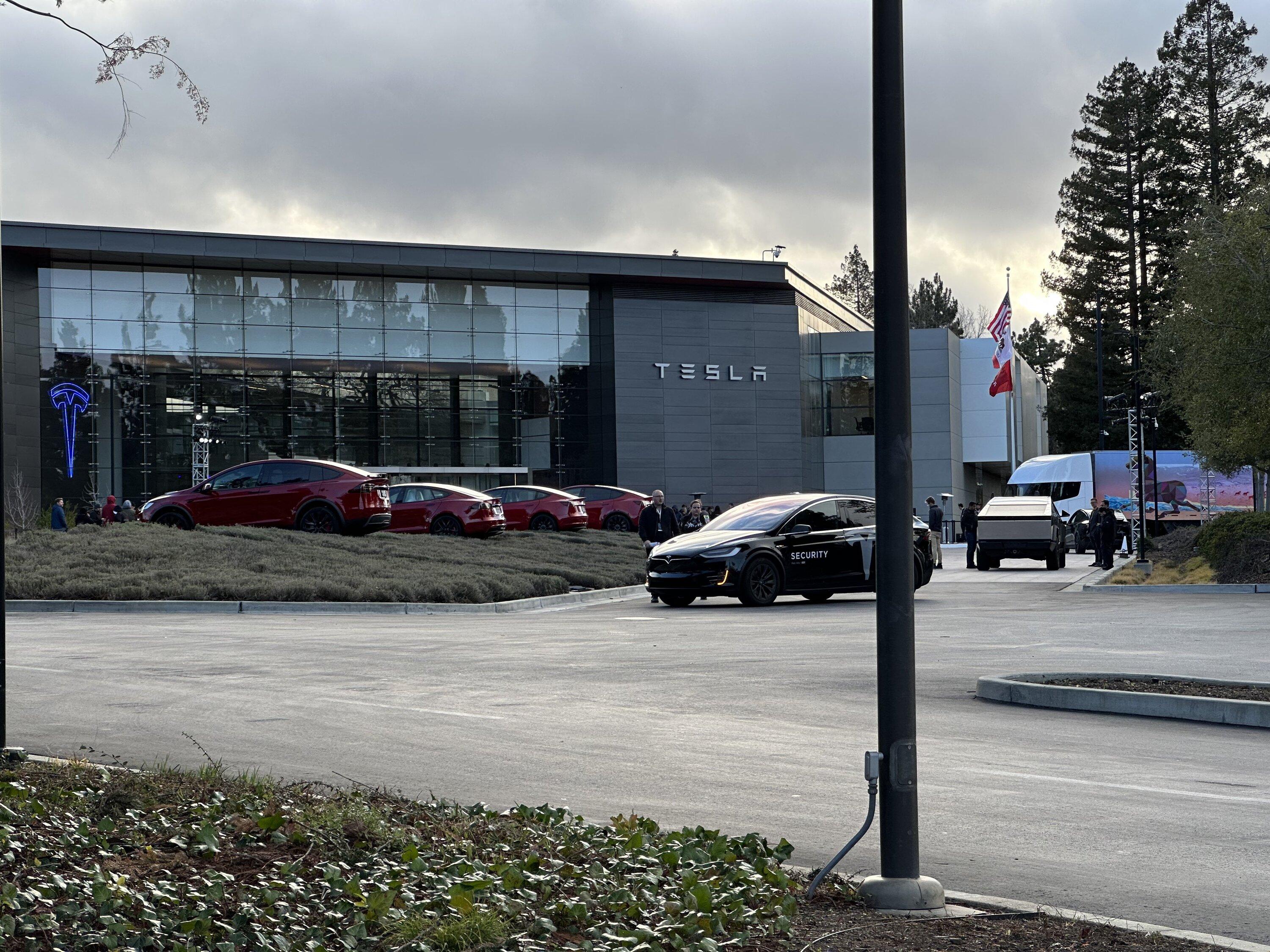 Tesla Cybertruck Latest Cybertruck spotted "off road" at Tesla Campus for Engineering Event!!! 👀 [VIDEO] 1677115285511