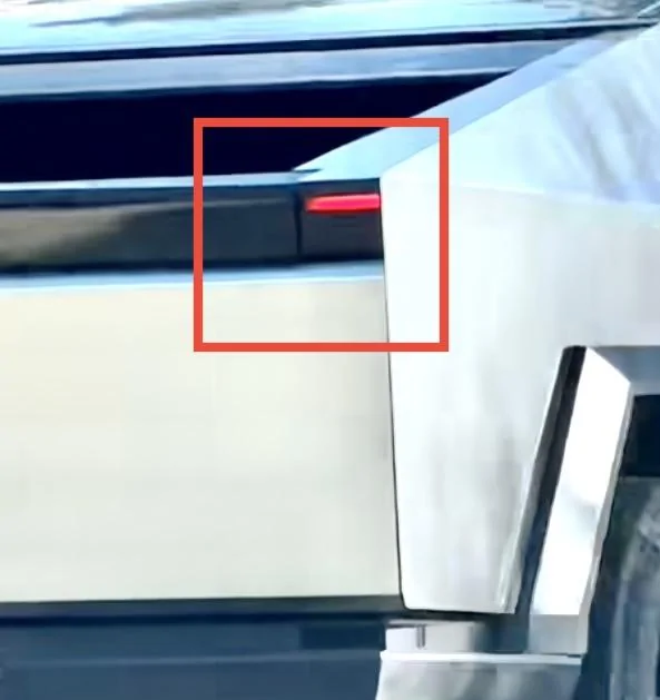 Tesla Cybertruck CT Rear End Deep Dive (har har) 50A1F533-3C04-41E6-9BF6-8971090D03CE