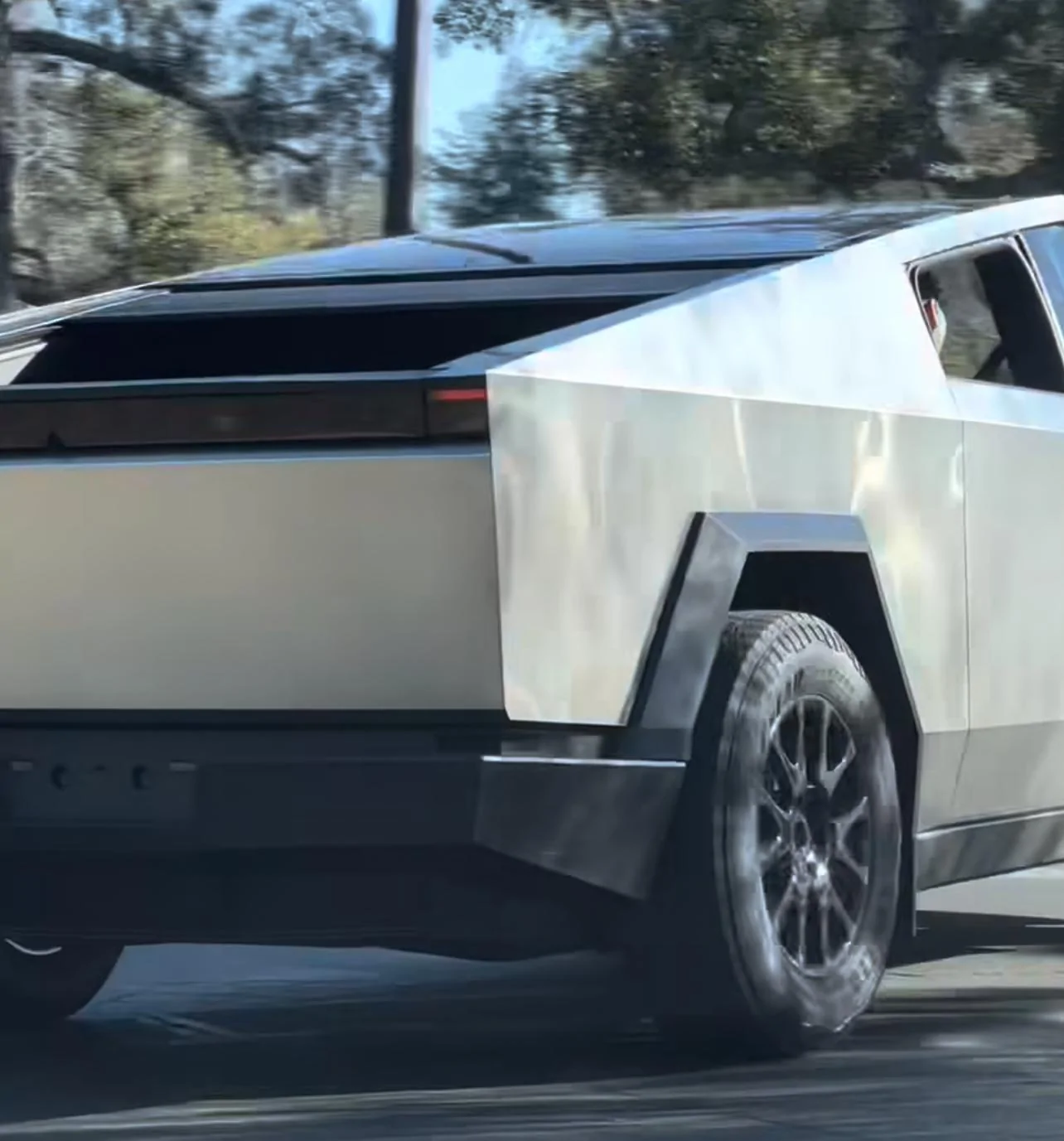 Tesla Cybertruck Latest Cybertruck spotted "off road" at Tesla Campus for Engineering Event!!! 👀 [VIDEO] 9388A90A-33BC-4FE1-9006-796EB9820706