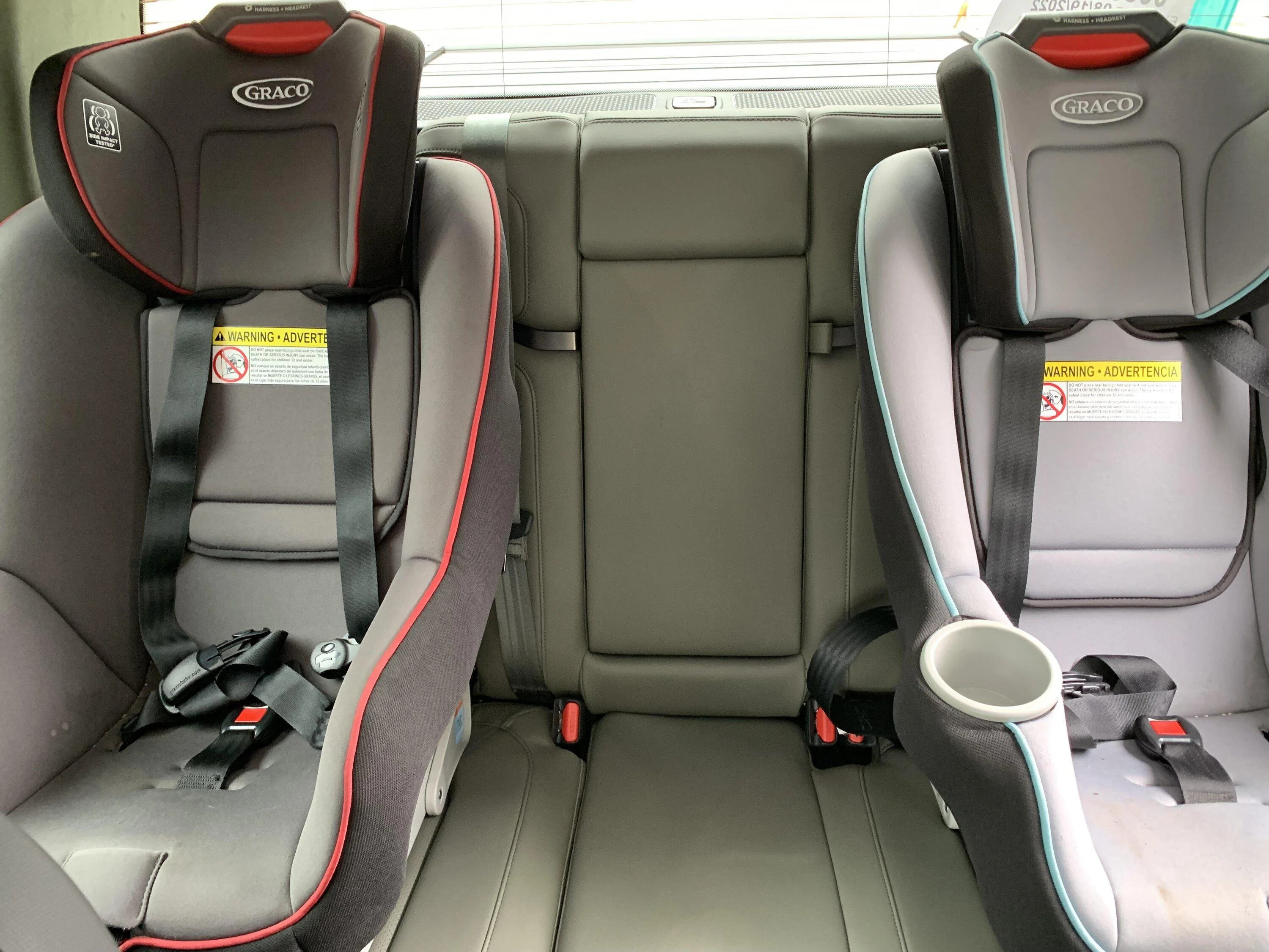 Tesla Cybertruck I ordered a SIX seater, not FIVE seats D3D202A5-8589-41C7-A4BC-3C32FCBBAB6F