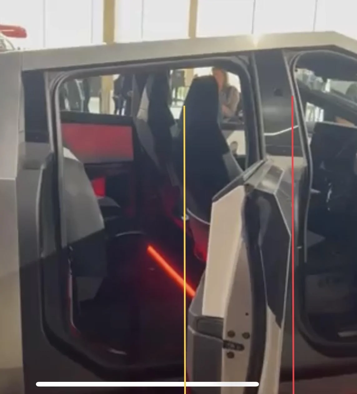 Tesla Cybertruck I ordered a SIX seater, not FIVE seats C6BDA6B2-AF53-4B70-A3E8-351FF9226AF1