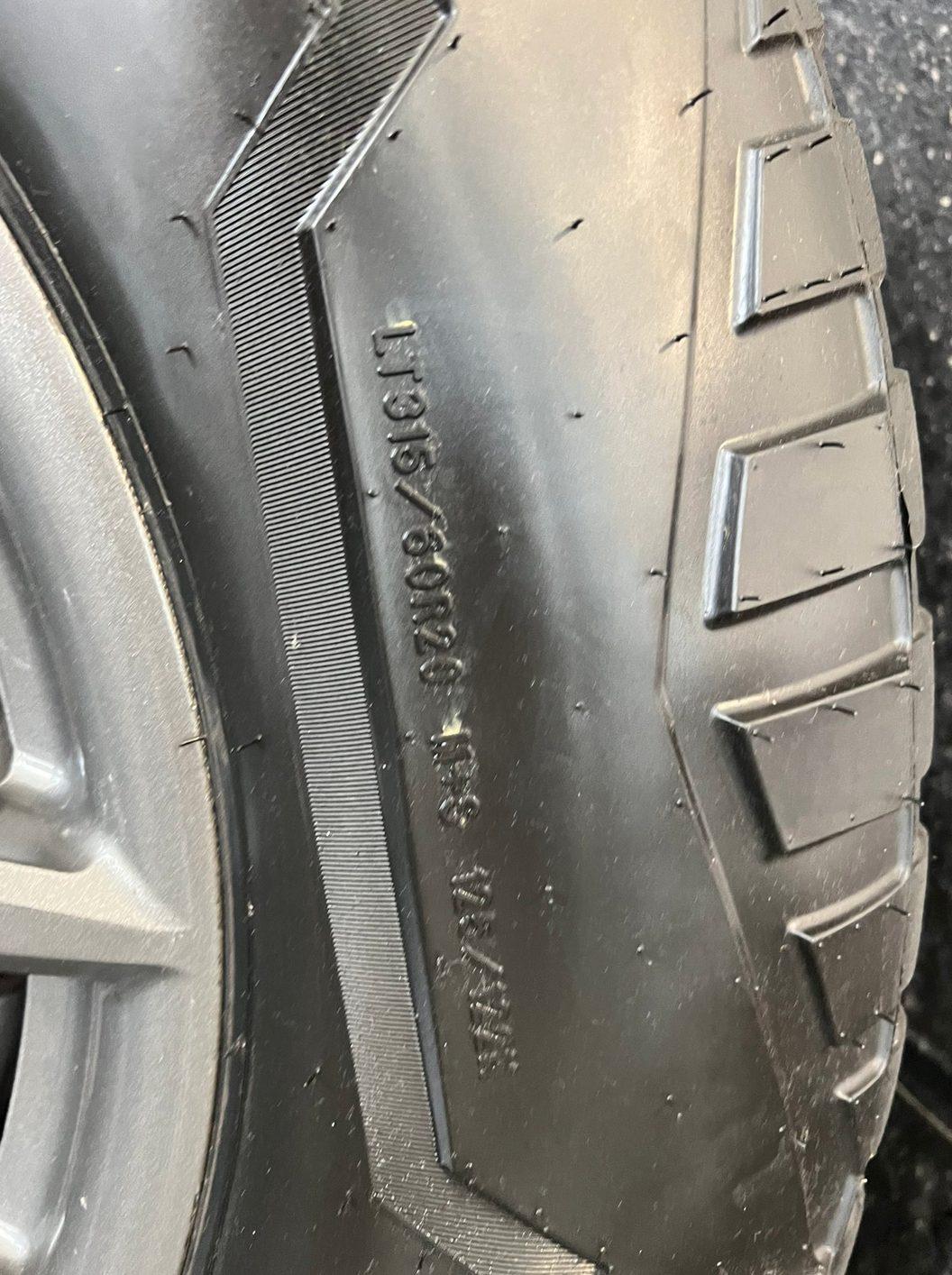 Tesla Cybertruck Comment on wheel size - 35" / 37" ? 1678678998188