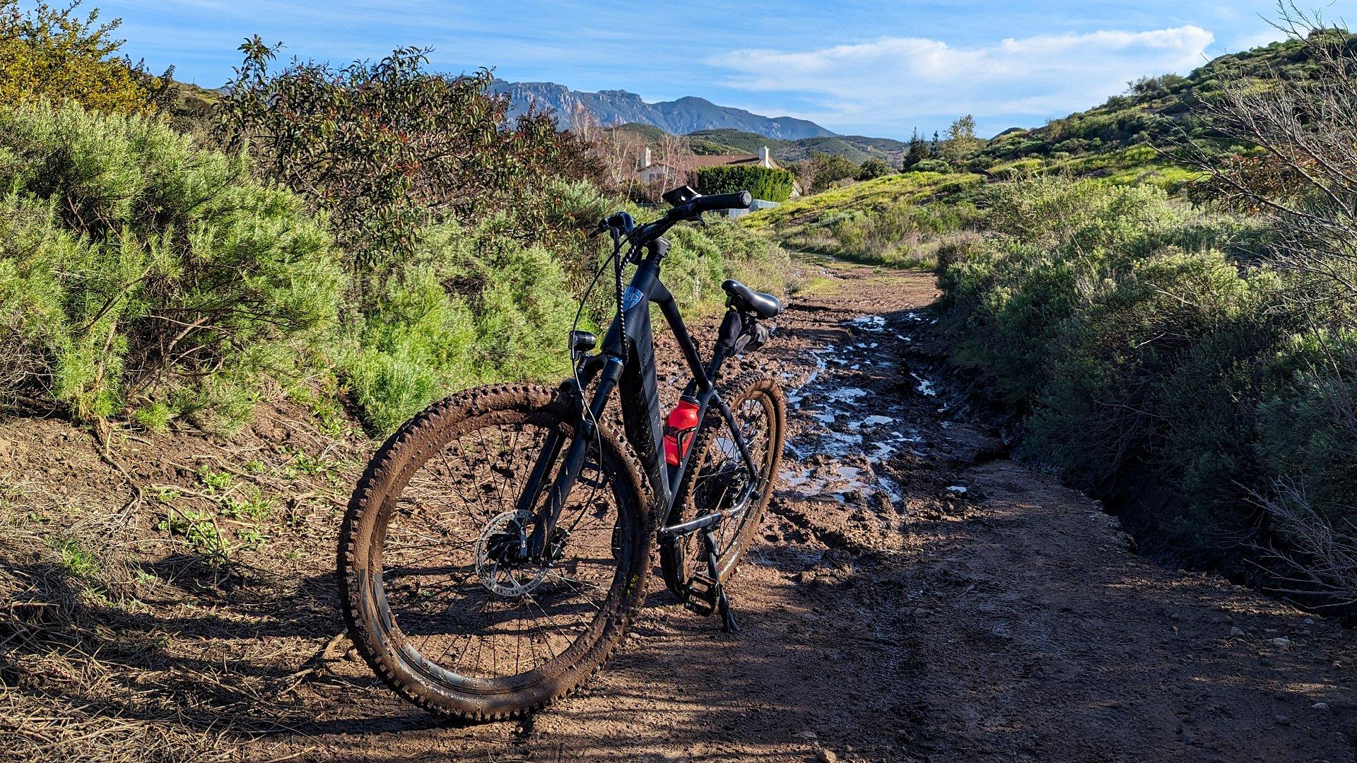 Tesla Cybertruck Mountain bikes inside the bed when covered/closed muddy