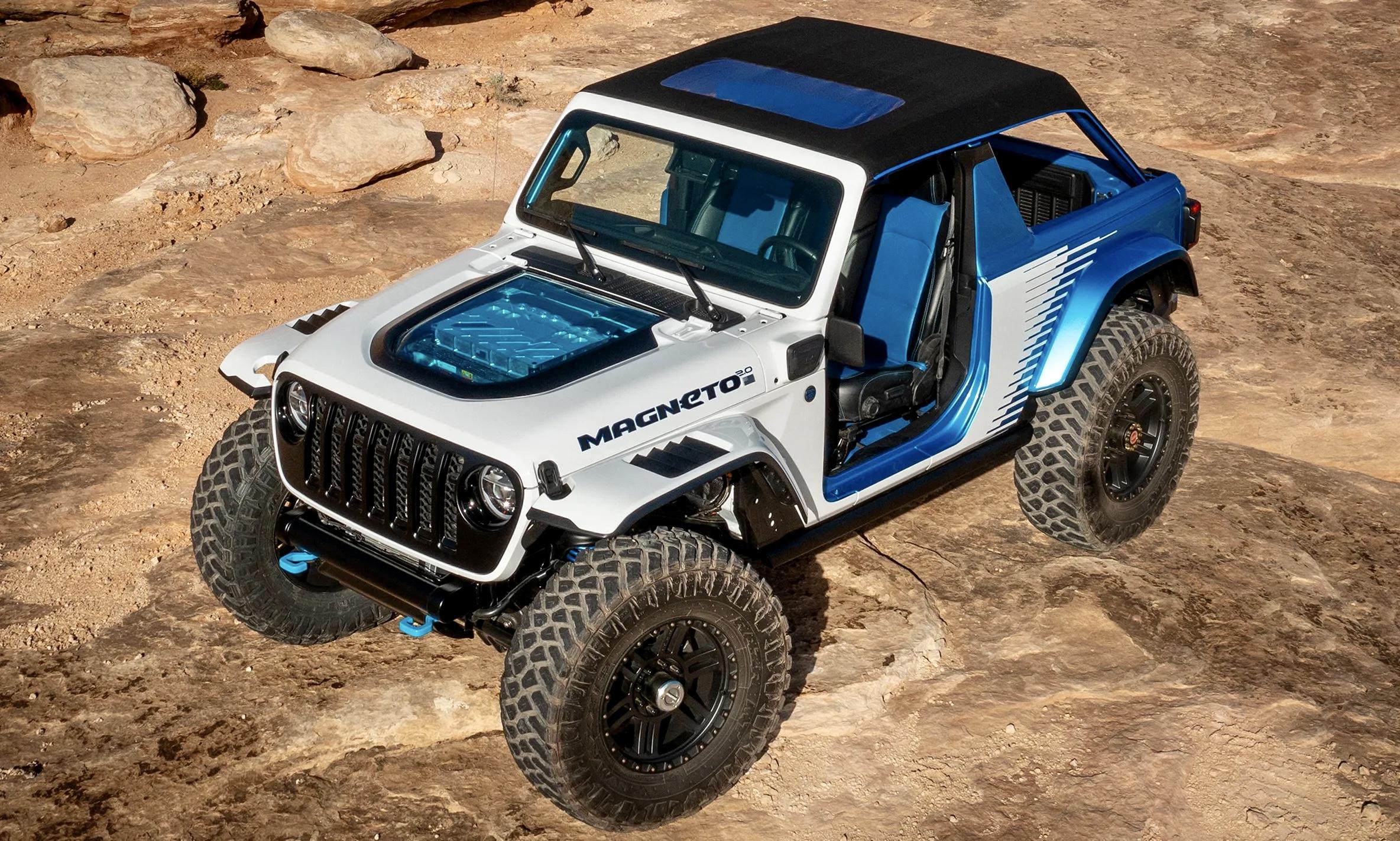 Tesla Cybertruck 2 door CT with removable doors built to compete with Jeeps & Broncos BB8381D2-31F0-44B8-9815-4A1D0D3042AD