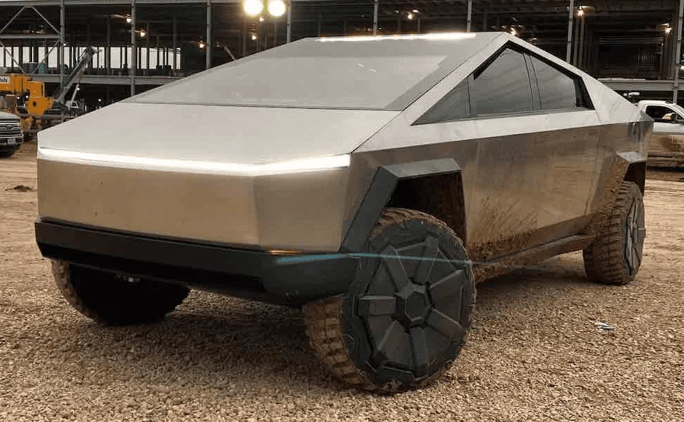 Tesla Cybertruck Really? A work truck? 1679933502166
