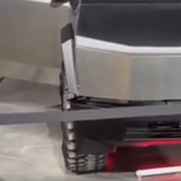 Tesla Cybertruck Cybertruck Spotted LIVE in Stanford on Public Roads! [Video] 6AFA39E1-E6F9-4259-A63A-182D8F90D96F