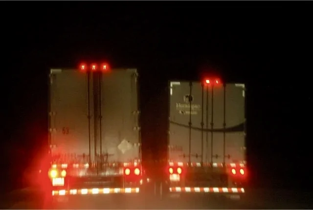 Tesla Cybertruck Another Cybertruck Measurement Dimensions Thread - Based on New Videos 494E4FCC-5EDB-44C2-A2F8-D4243966EC47