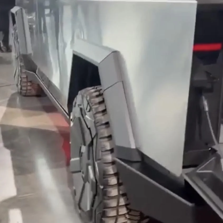 Tesla Cybertruck Another Cybertruck Measurement Dimensions Thread - Based on New Videos E5C2E642-AA34-4D53-9065-4EAD7363BB59