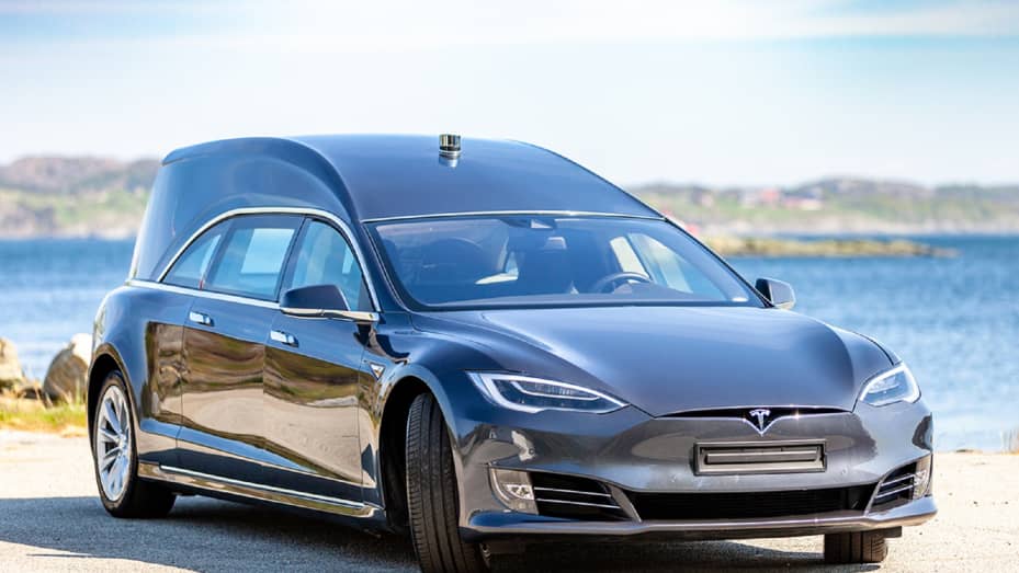 Tesla Cybertruck "Been driving latest Cybertruck prototype around Giga Texas. It’s awesome!" 106069180-1565285832489tesla-hearse-front