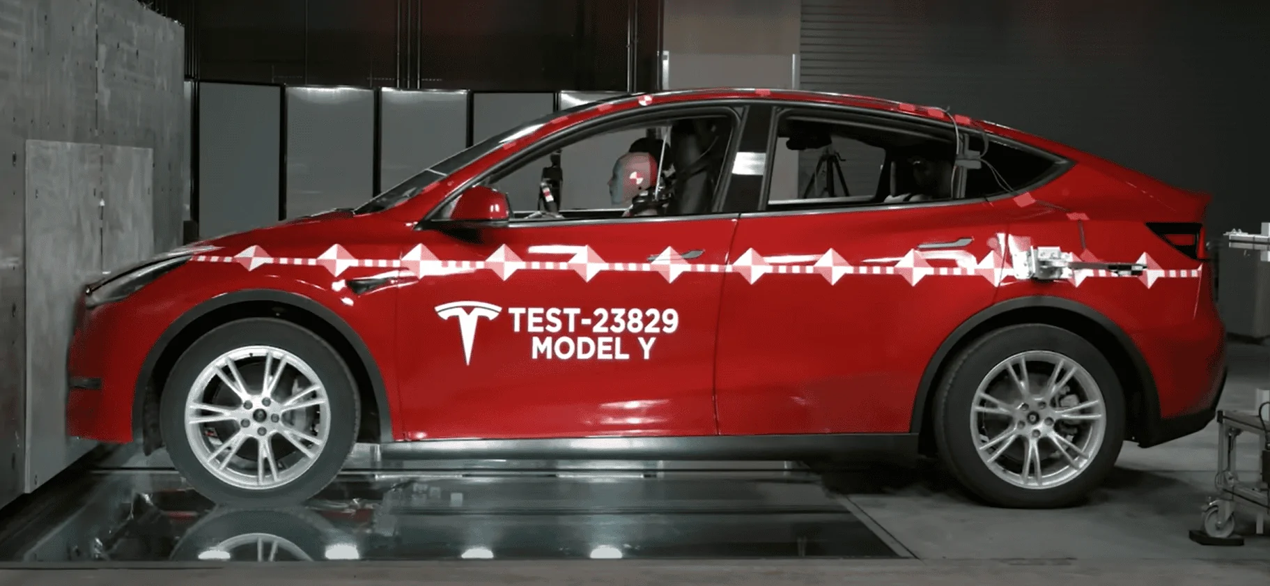 Tesla Cybertruck Crash Test Video Measurements For Cybertruck Dimensions Screenshot (38)